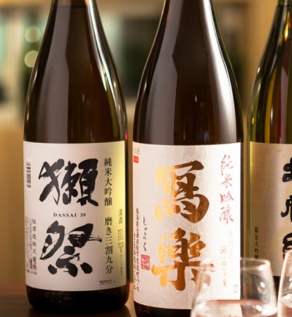 “うにく”と”SAKE COMPETITION受賞日本酒“を無制限飲み放題で楽しむ 『日本酒バル 蔵のや』新橋店　バッカスの選択