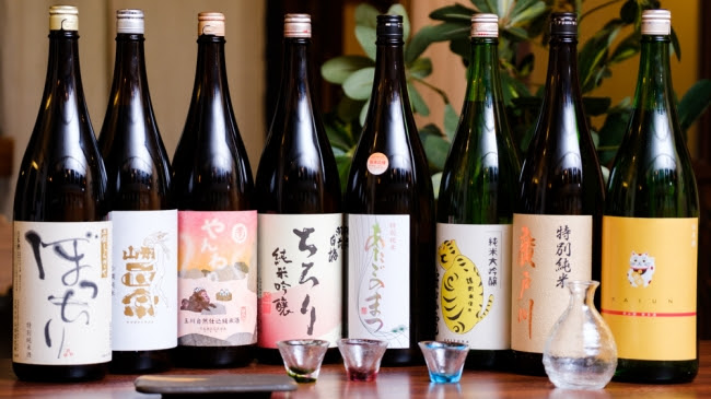 “うにく”と”SAKE COMPETITION受賞日本酒“を無制限飲み放題で楽しむ 『日本酒バル 蔵のや』新橋店　バッカスの選択