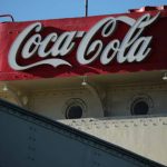 コカ・コーラ、米アルコール飲料市場に参入へ　モルソンと連携